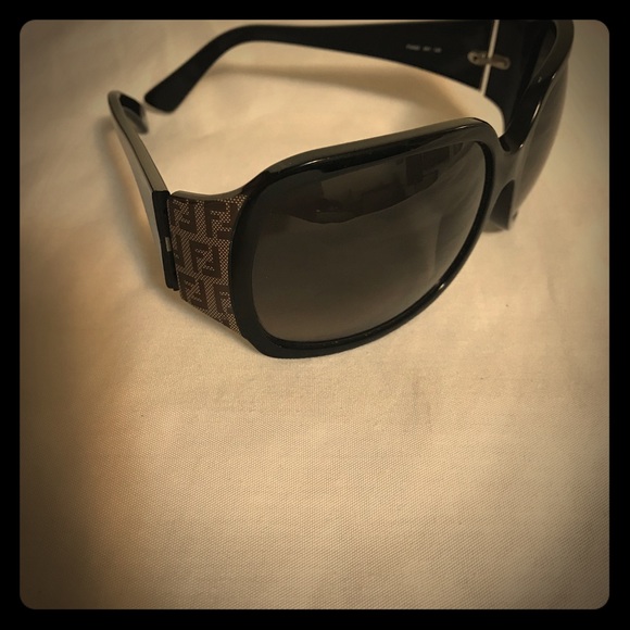 vintage fendi sunglasses