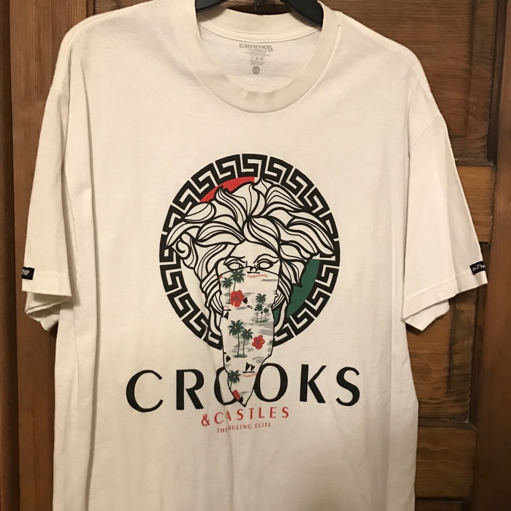 Crooks & Castles Tropic medusa head tshirt size L