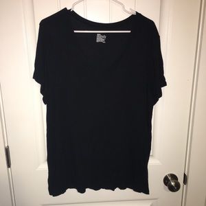 Black Tee