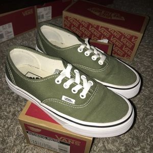 vans authentic winter moss