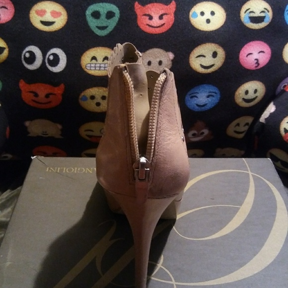 SHBOOTIES...PERFORATED...OHHH!! - Picture 3 of 3