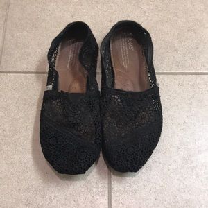 Toms Black floral Toms flats
