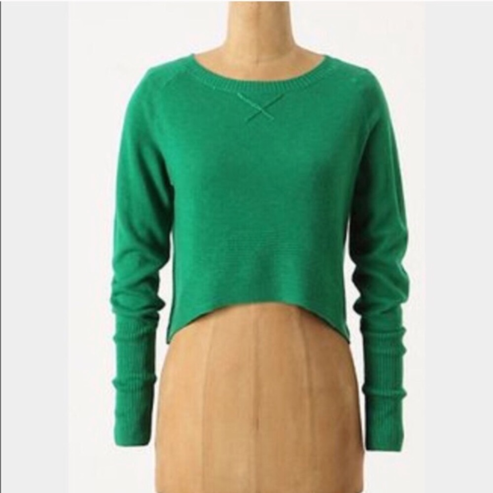 Beautiful Vibrant HiLo Sweater