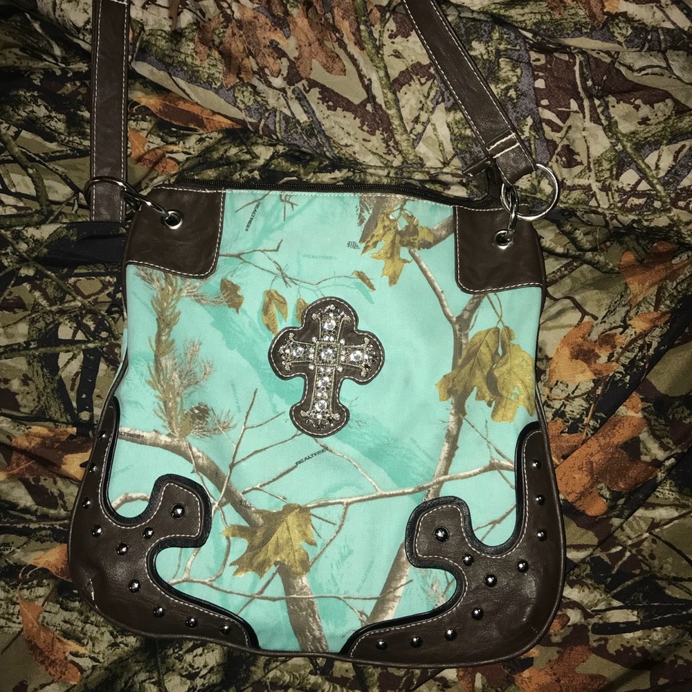 Camo purse