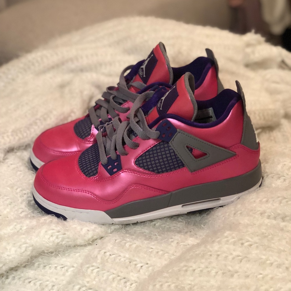 Jordan Pink Sneakers