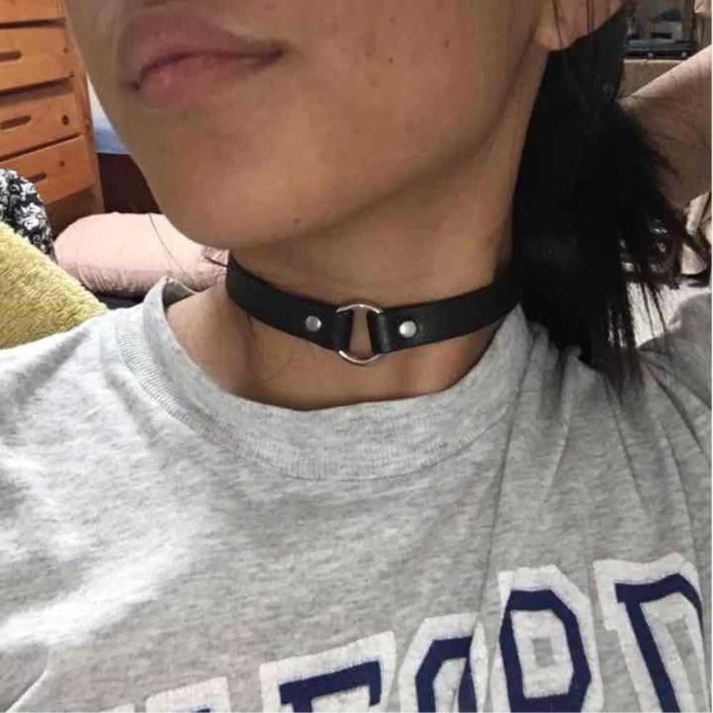 Black ring choker necklace