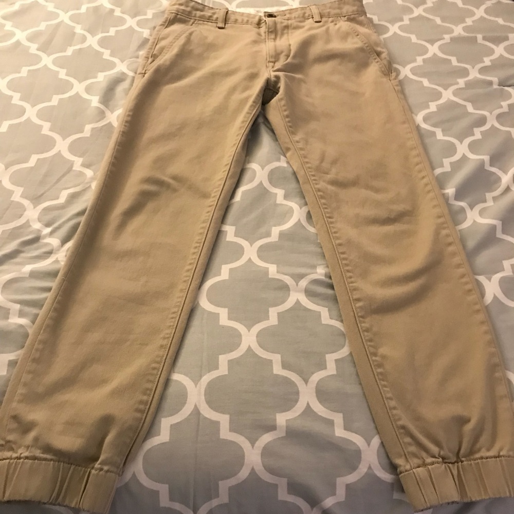 Levi Khaki Pants