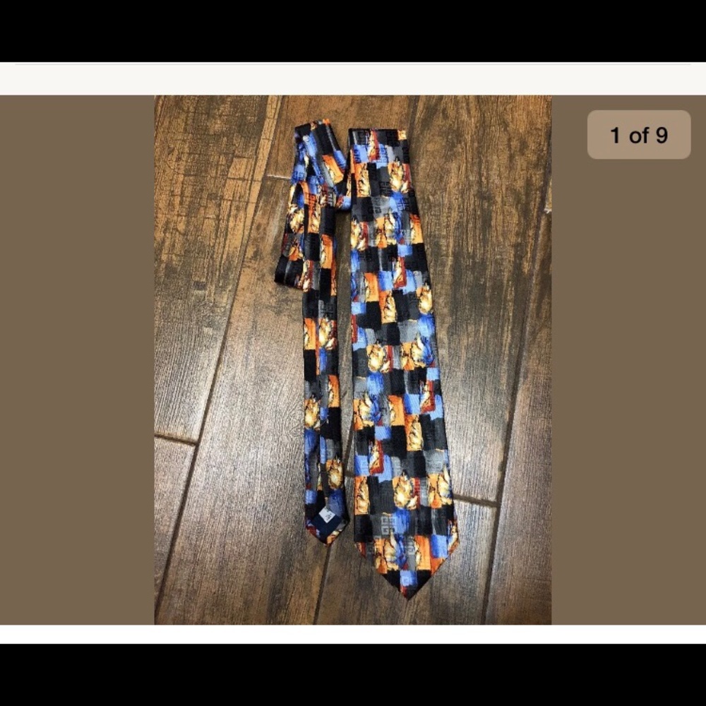 Givenchy Gentleman silk tie fall leaves logo