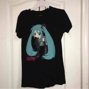 Hot Topic Hatsune Miku vocaloid black t shirt