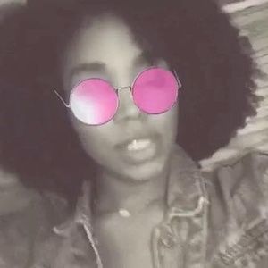 Meet your Posher, Raven