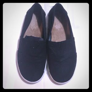 Toms Avalon Coated Canvas Slip-ons 6.5