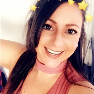 Meet your Posher, Christie