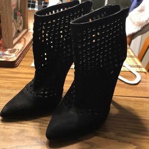 Black high heels Forever 21