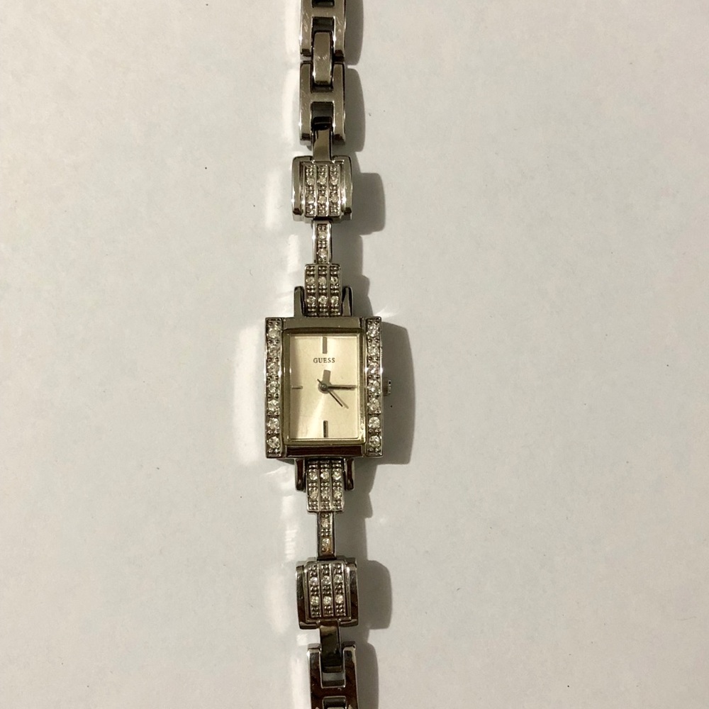GUESS WATCH - Picture 2 of 3