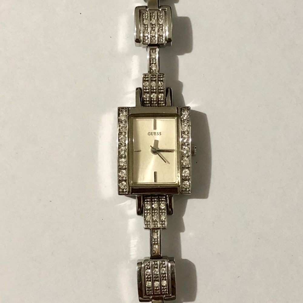 GUESS WATCH - Picture 3 of 3