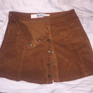 Super cute fall high waisted skirt :)