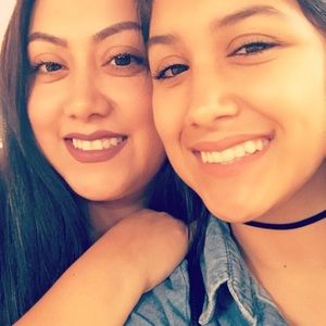 Meet your Posher, Roxanna