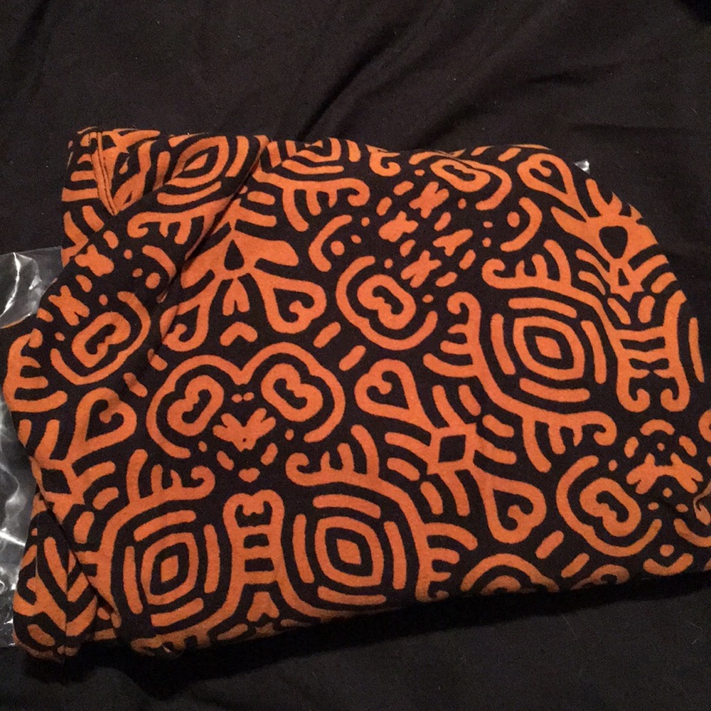 BRAND NEW LULAROE TC LEGGINGS