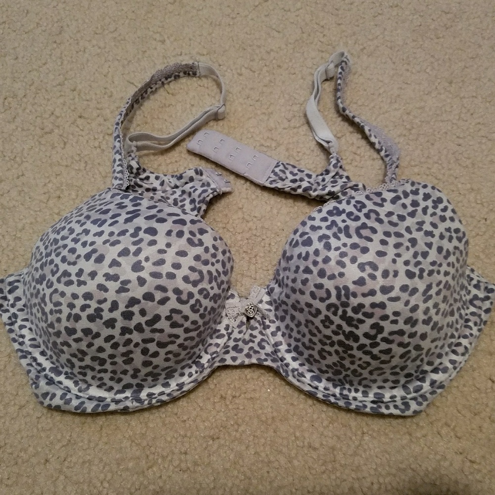 VS Bra