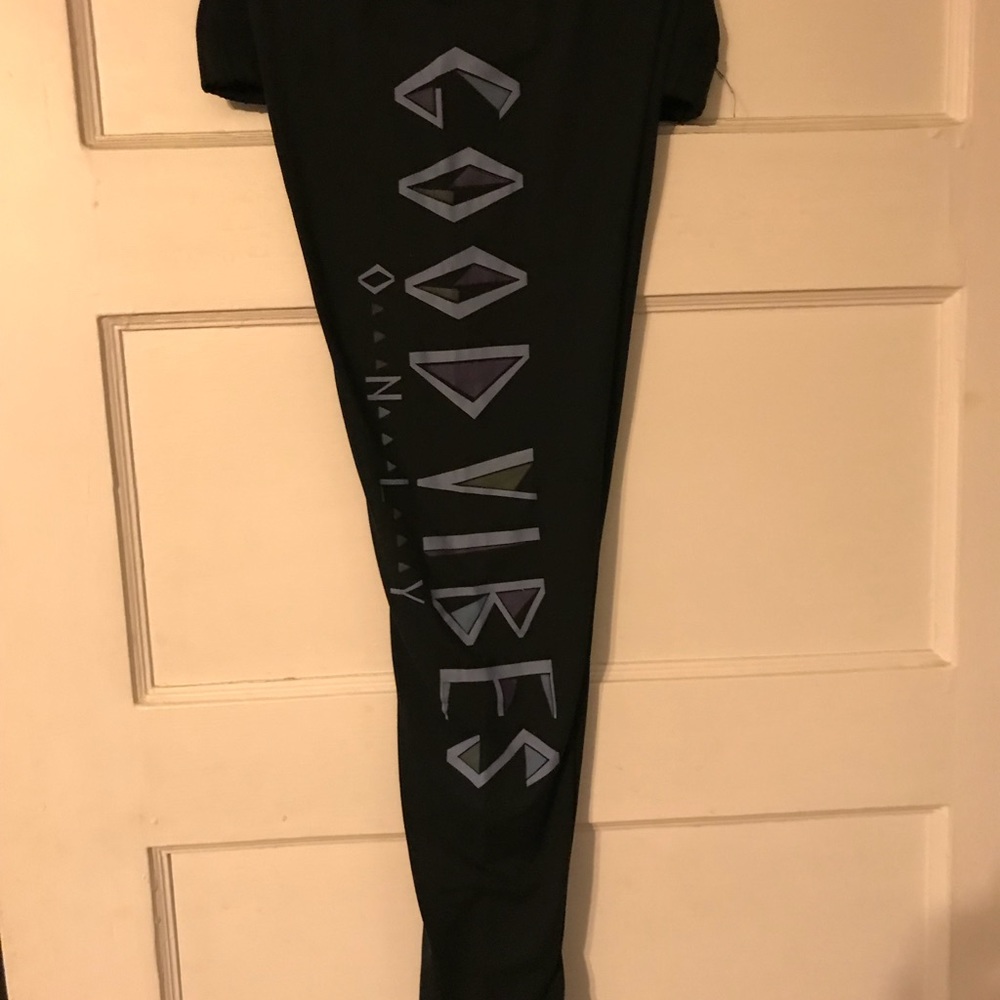 Black leggings