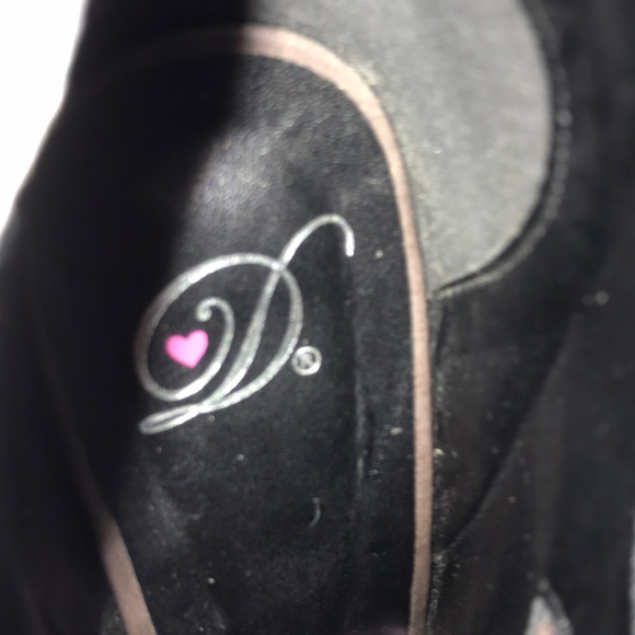 ABSOLUTELY BEAUTIFUL TAUPE OPEN TOE TOE UP HEELS - Picture 8 of 8