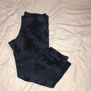 Lou & Grey tie-dye leggings