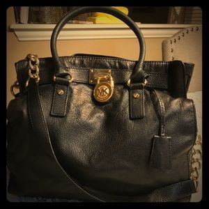 Trade- MK Hamilton Tote Black/Gold