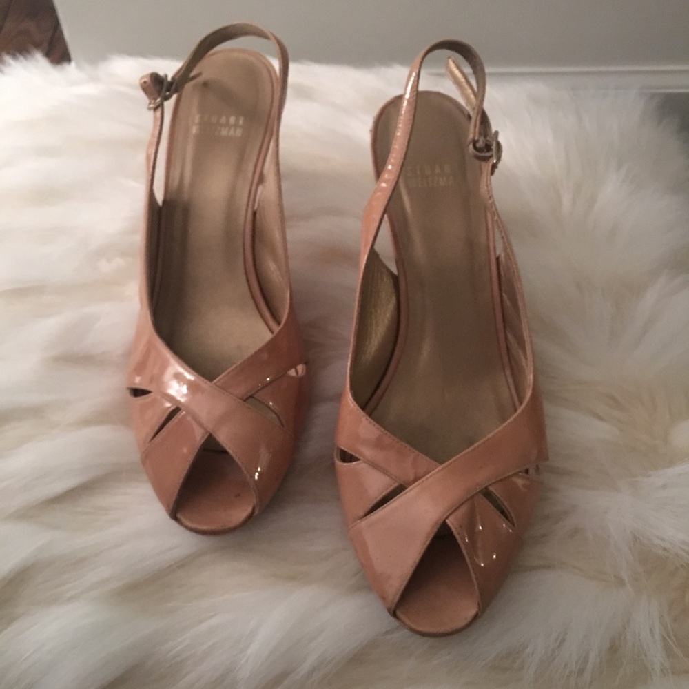 Stuart Weitzman nude patent leather heels