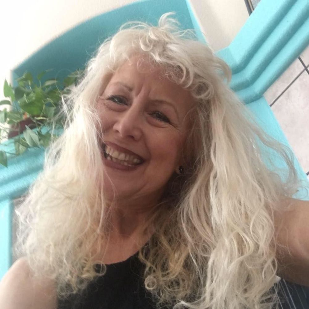 Meet your Posher, Glenda