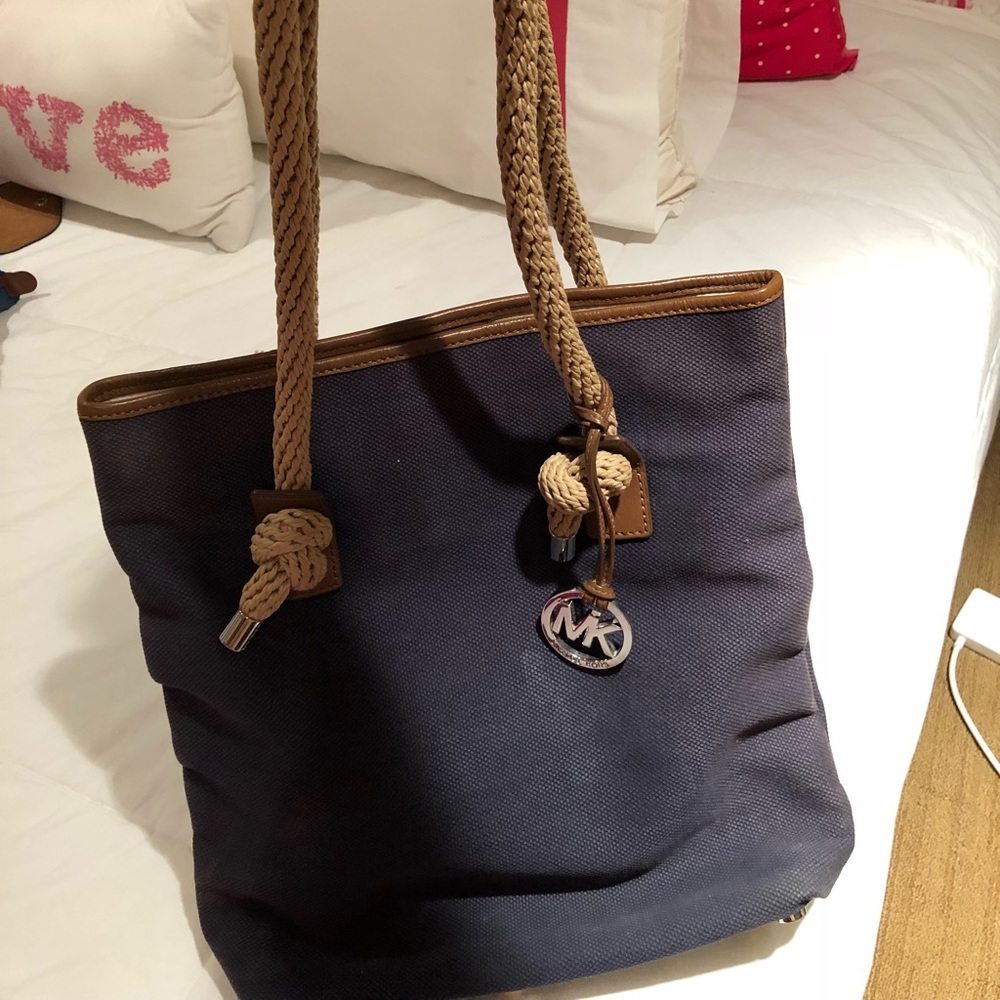 Michael Kors blue tote