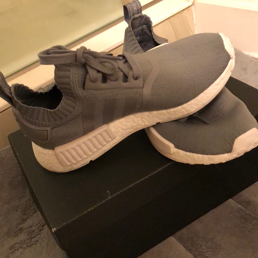 Adidas Women’s NMD r1