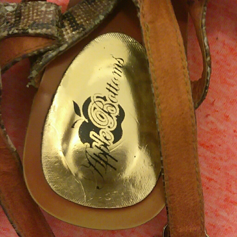 Sandals - Picture 3 of 3