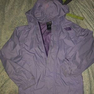 North Face Girls’ Resolve Jacket