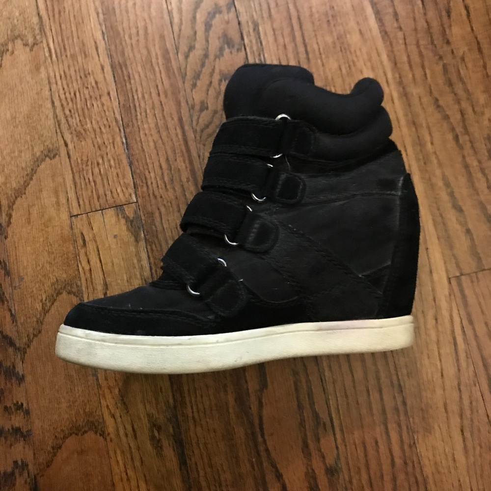 🎉🎉ALDO Wedges🎉🎉