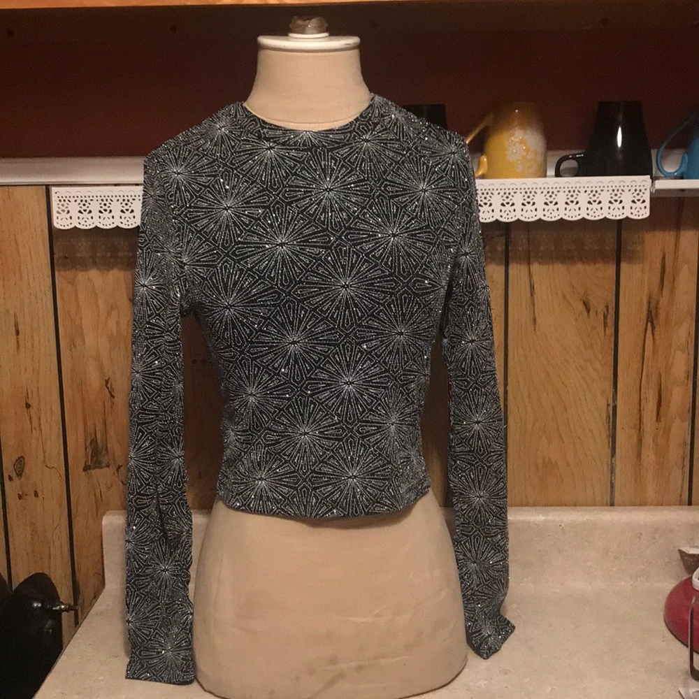 Divided top