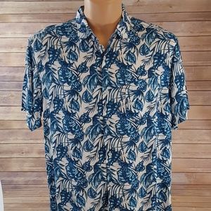 XL Blue & White Leaf Print Button Down Shirt NWT