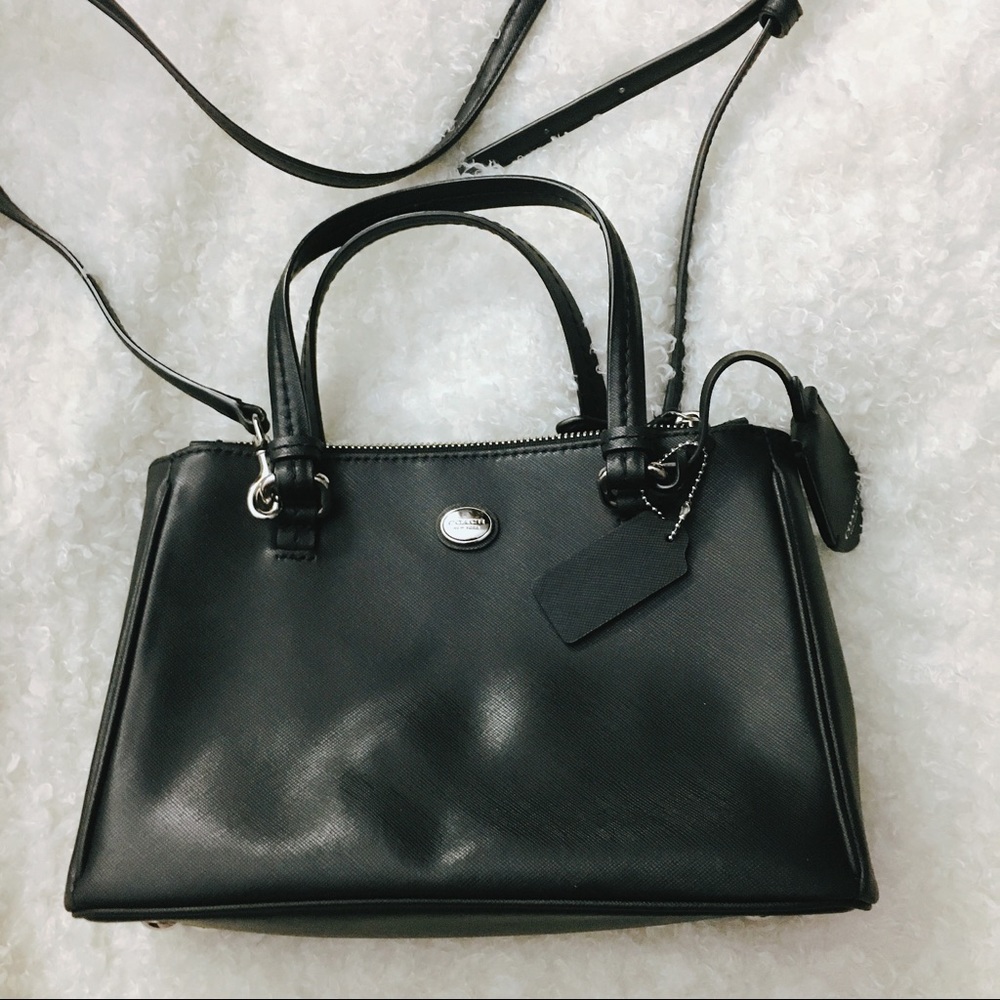 Coach black small totes bag