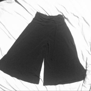 Black Byer Girl Gauchos
