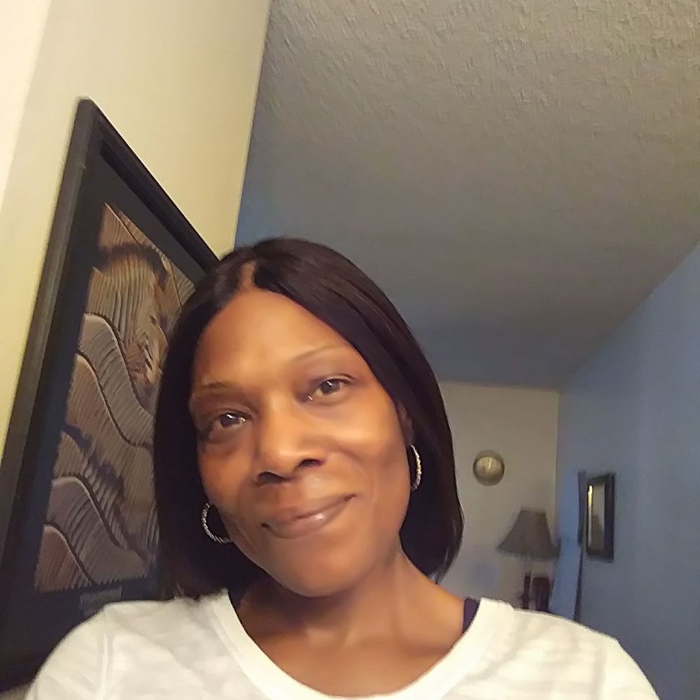 Meet your Posher, Mercedes