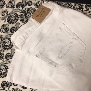 Abercrombie white jean