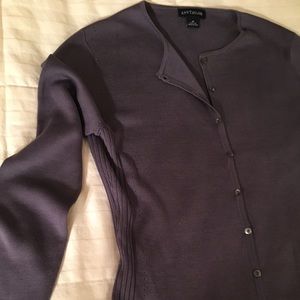 💜Amethyst Silk Sweater size M