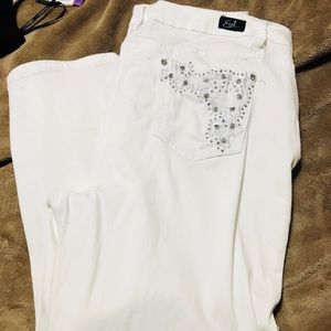 Earl Jean Women’s Denim capris Rhinestone