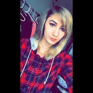 Meet your Posher, Francesca