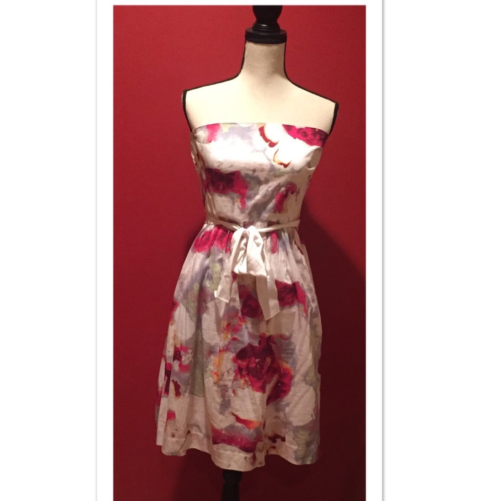 Banana Republic Strapless White Floral Dress