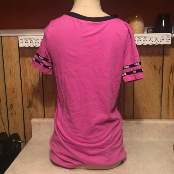 Pink vs top - Picture 3 of 3