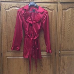 Women’s ruffled trench coat