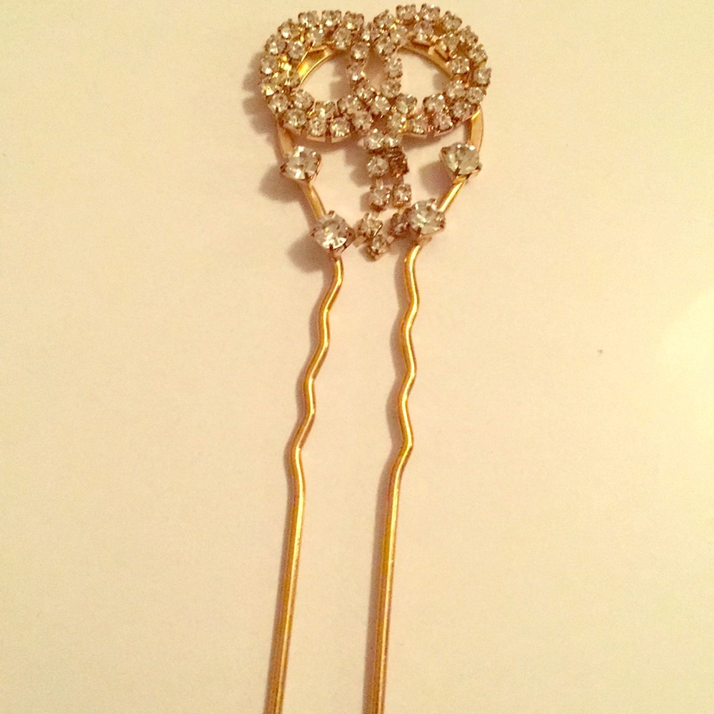 glam hair pin
