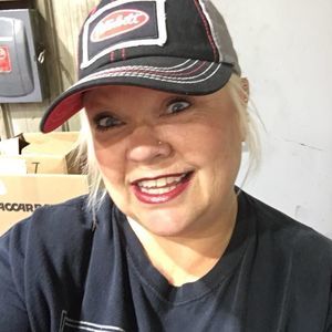 Meet your Posher, Angela