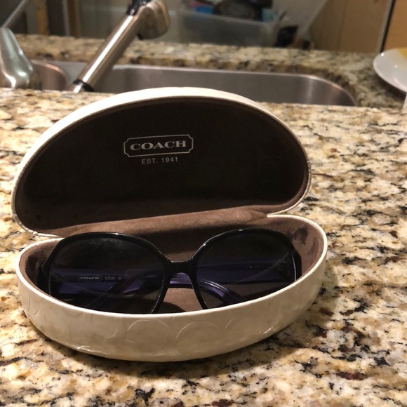 Coach sunglasses - Picture 1 of 4