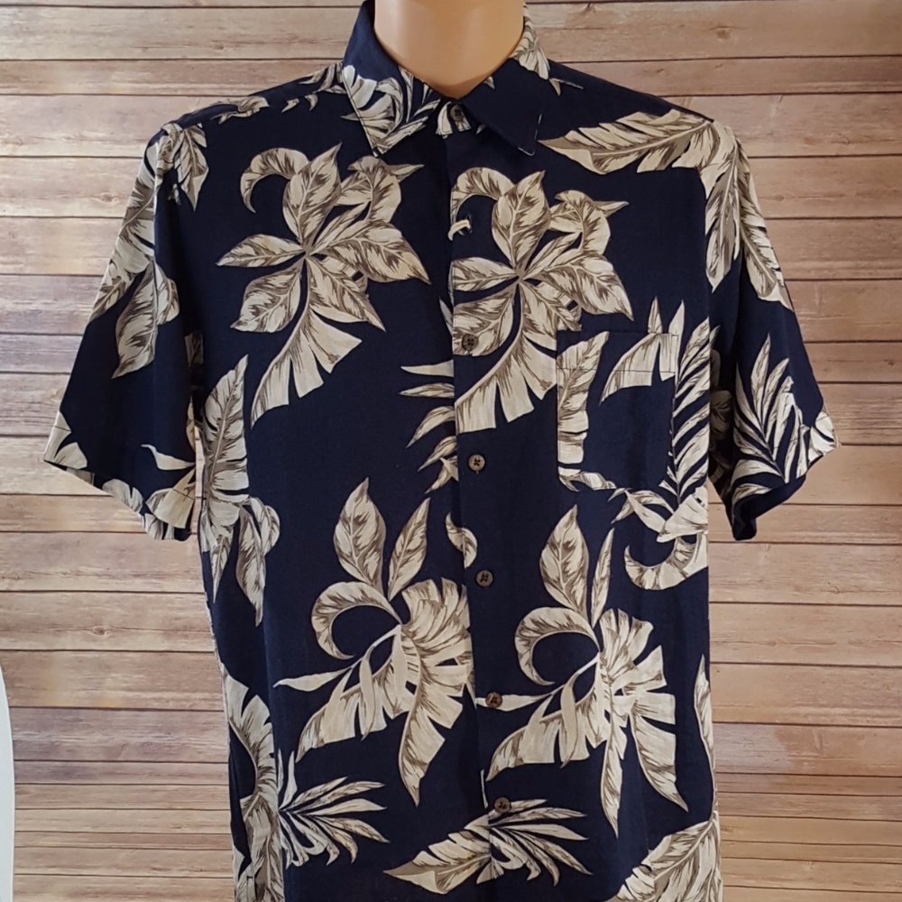 L  Blue & Tan Linen Button Down Shirt  NWT